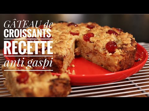 Apple and Crumble Croissant Cake