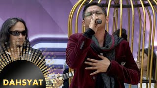 Download lagu Ungu nyanyi 'Andai Aku Bisa' bareng clickers [Dahsyat] [11 Jan 2016] mp3