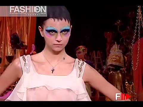 JOHN GALLIANO Fall 2008 2009 Paris Fashion Channel