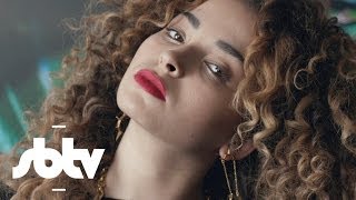 Ella Eyre | &quot;Deeper&quot; - A64 [S7.EP43]: SBTV