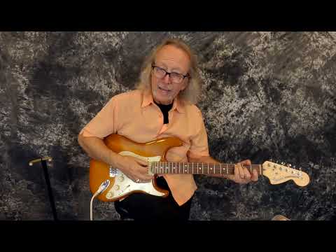 Video Demo 2021 Mint Fender 75th Anniversary Honeyburst Stratocaster New Deluxe Fender Gigbag image 12