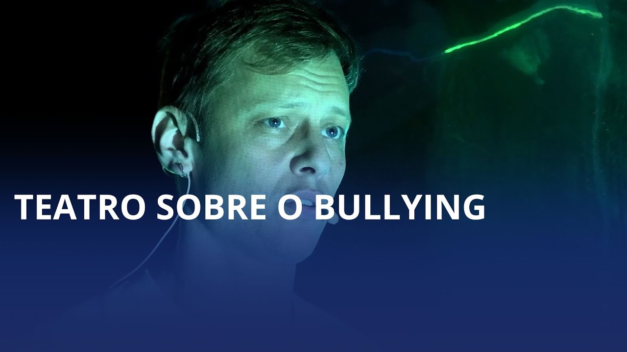 Crianças aprendem sobre bullying através de teatro em Rio do Sul