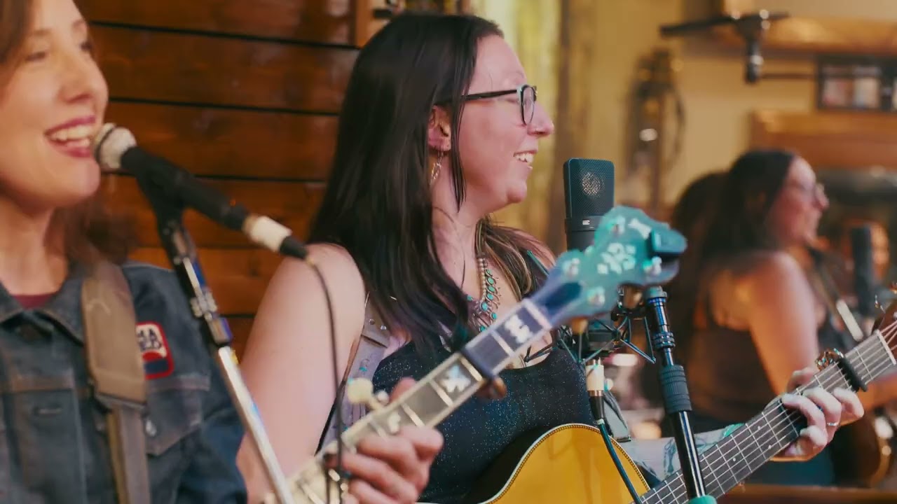 Promotional video thumbnail 1 for Fox Crossing Stringband