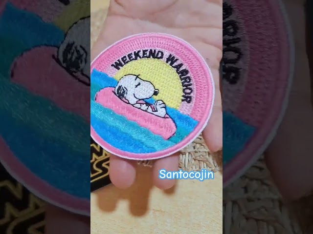 Vídeo relacionado con Mono Quick Peanuts Bicicleta Snoopy - Parches Termoadhesivos Bordados Aplique Para Ropa, Tamaño: 7,8 x 7,4 cm