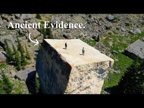 Ho trovato Colossal, Impossible Geometry con Desert Drifter