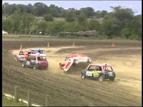 DIRT DEVILS 6 - SNEAKY PIC