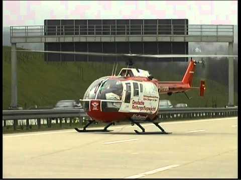 Chistoph 46 (hier noch BO 105) auf der A4 in der Nähe von Chemnitz 23.02.2002