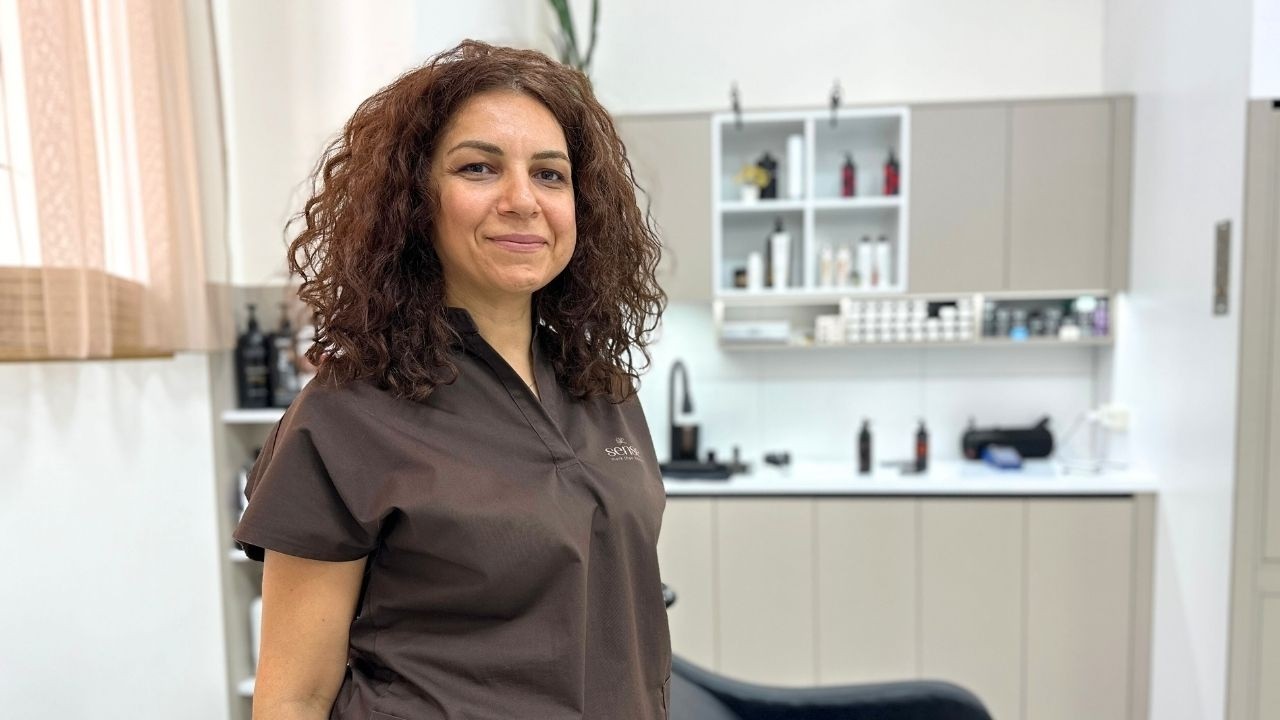 Starting Over: A Hairdresser’s Journey Back Home 💇‍♀️