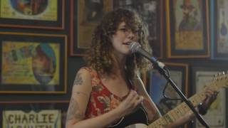 Esmé Patterson plays "Feel Right/Francine" at Twist & Shout with OpenAir