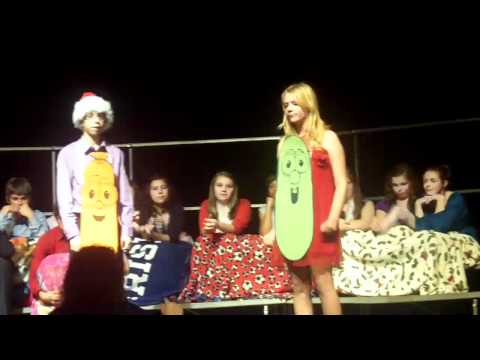 Oh Santa (Veggietales) 8th Grade Christmas Concert