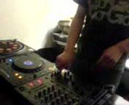 dav live @ tranz tech