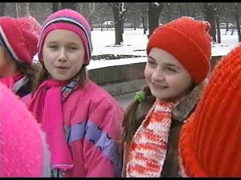 TĘCZOWY MINI BOX M-25  Marek HOJDA w studiu z zepołami "PĘDZIWIATRY" i "CHOCHLIKI" - em. 25.2.1993