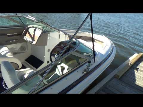 2002 Cobalt 246 Bow rider