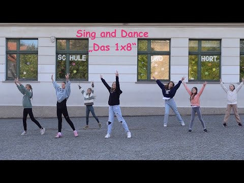 "Das 1 x 8"  - Der Mathe Tanz und Song -  math song and dance GERMAN version -