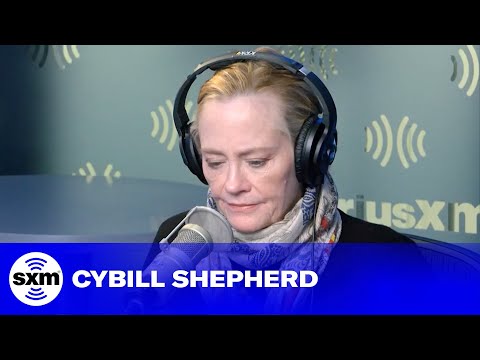 When Cybill Shepherd Turned Down Robert De Niro, Made Out with Jeff Bridges | SiriusXM