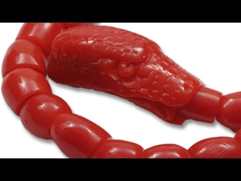 Bracciale Corallo rosso del Mediterraneo Extra incisione serpente in Oro 18K