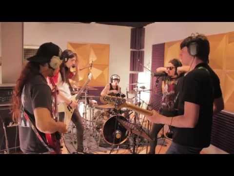 CRISIX en Wheel Sound Studio ('77 Cover)