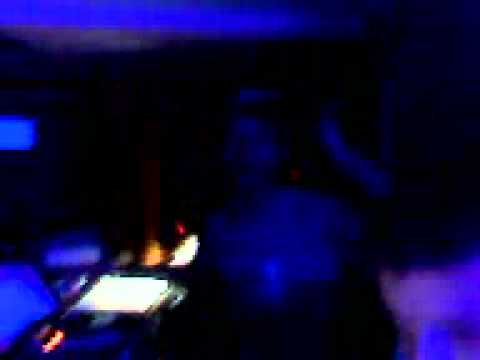 Rickie Snice & Mr.High B2B play "Cajmere- Percolator (Riva Starr rmx)" @ 2 A.D. (London 21-11-2010)