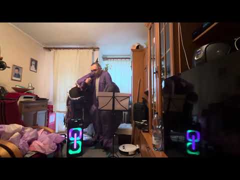 Zarapuję utwór Super Mario Trener- Trap Fatma. Z dedykacją dla Hosszek z Discorda.