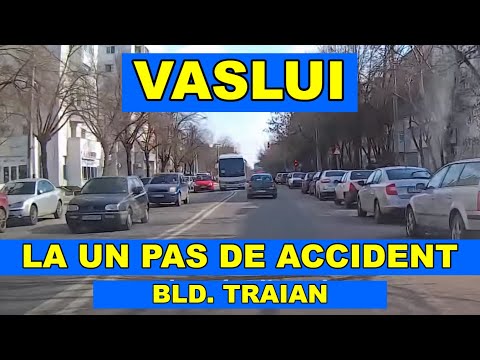 Vaslui La un pas de accident pe Traian video Full HD martie 2016