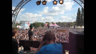 iTraxx vs Orpheuz @ Laundry day (Boink boink Stage)