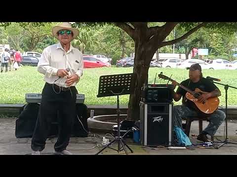 JOHNNY LOWOYON LIVE @ GEMBIRA & PAN MEE COURT