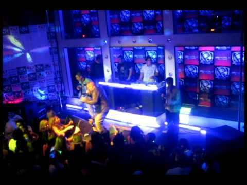 LA JOYA DEL BARRIO EN VIVO - QUE SI QUE NO - SHOW EN DISCOTEQUE PLANET TV