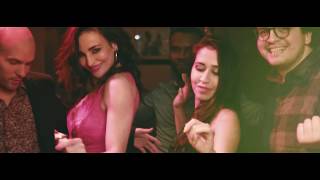 Solo Quiero Music Video