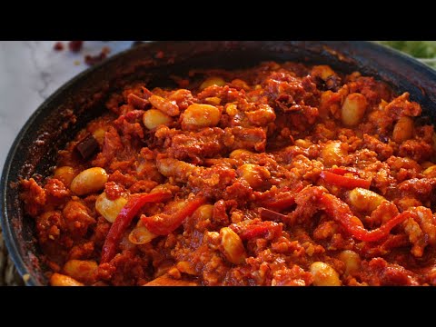 How to Make Chicken Chorizo and Chili One Pot (Spicy Chili Recipe)