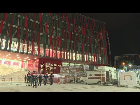 “Blindohet” derbi, tifozët me karta identiteti në stadium. Ndalohet mbulimi i fytyrës