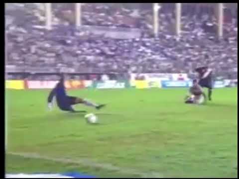 Romário (Vasco) - 19/04/2000 - Vasco 5x0 Cabofriense - 2 gols