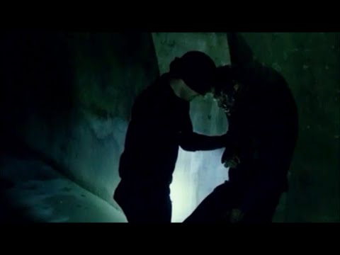 Daredevil y Vladimir escapan - DAREDEVIL 1X06