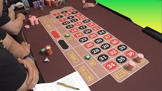This is a Roulette Strategy || Columns and Dozen slow grind