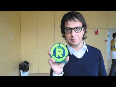 Àngel Llacer, actor i director de teatre i presentador de TV, amb el Moviment R