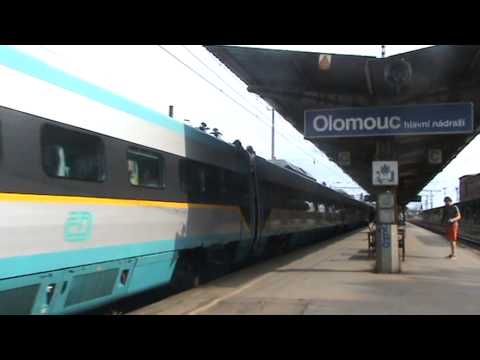 ČD 682.002 - Odjezd vlaku SC 504 Pendolino - Olomouc hl.n. - 7.8.2014