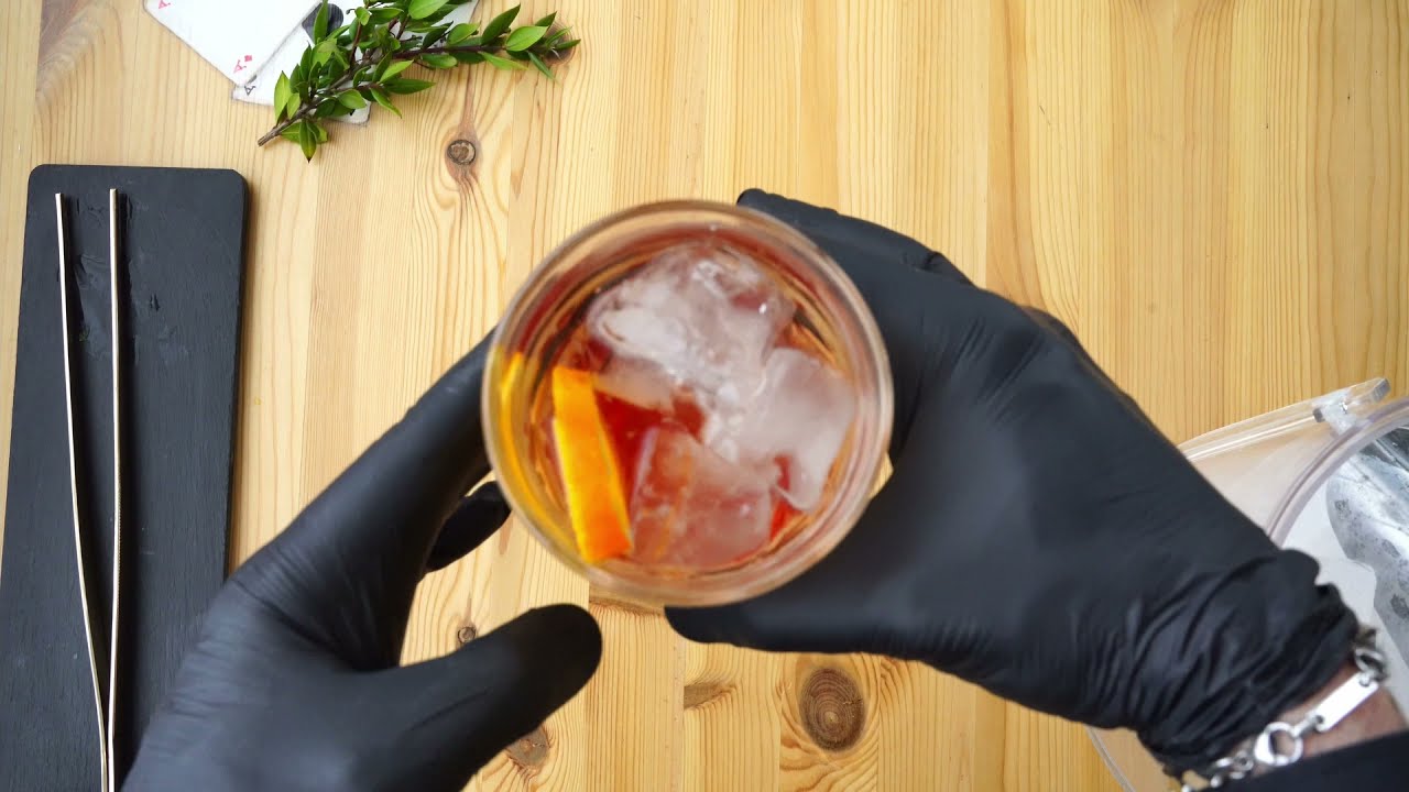 Opskrift og fremgangsmåde for Negroni Sbagliato Cocktail