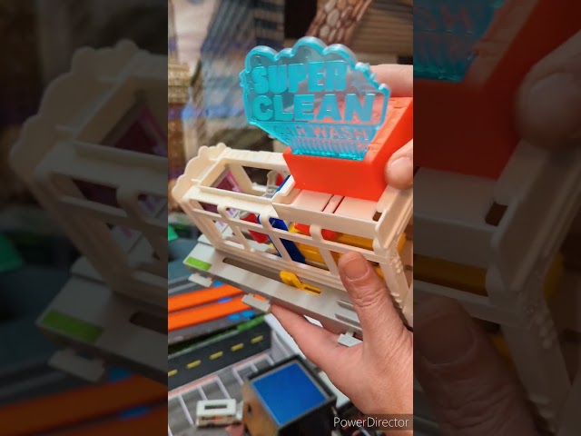 Vídeo relacionado con Matchbox Conjunto Gasolinera Action Drivers para niños a Partir de 3 años, con 1 vehículo a Escala 1:64 y gasolinera Que se Activa a Mano, Compatible con Otros Conjuntos, GVY84