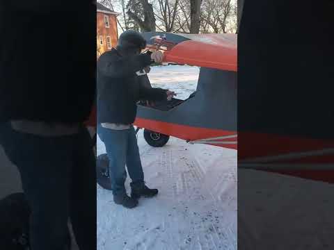 Folding the wings on a Badland Aircraft in less than 3 minutes. The Folding Wing Ultralight. FoldFly