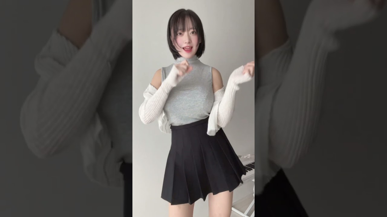 ねぇ先輩、わたし可愛い…？🐰💕