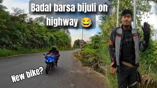 Let's Badal Barsaa bijuli on highway 🤣|Yamaha |R15|Rennyvlogs