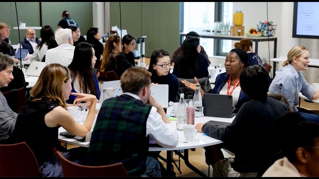 Apa itu Program Pelatihan Doktoral untuk peneliti PhD? | Royal College of Art