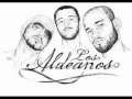 los aldeanos fumando la vida 