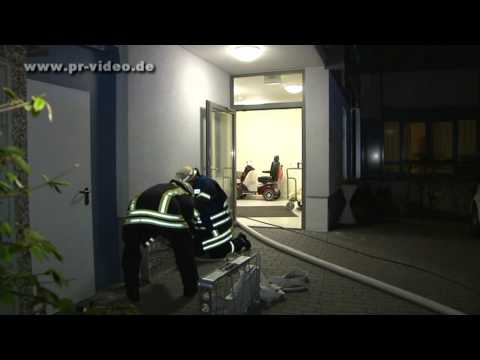 15.04.2011 - Weinheim - Zimmerbrand im Seniorenheim fordert 5 Leichtverletzte