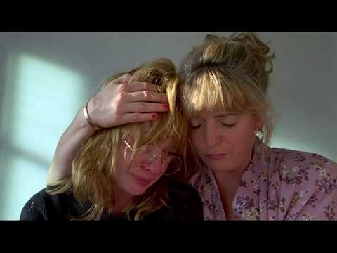 Nicola and Wendy Conversation from Life Is Sweet (1990)