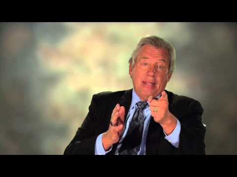 SERVICE: A Minute With John Maxwell, Free Coaching Video