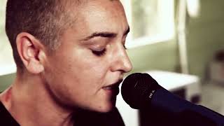 Sinéad O&#39;Connor - This is to Mother You (Live)