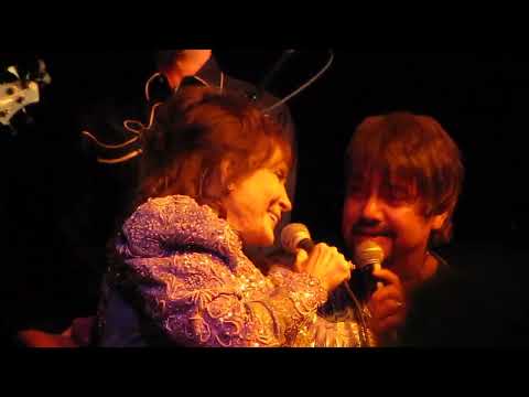 LORETTA LYNN & JEFF BATES - After the Fire is Gone