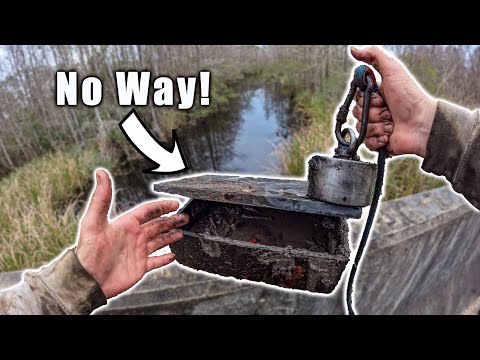 Magnet Fishing Gone Crazy - Found A Safe Full Of Ammunition In The River While Magnet Fishing