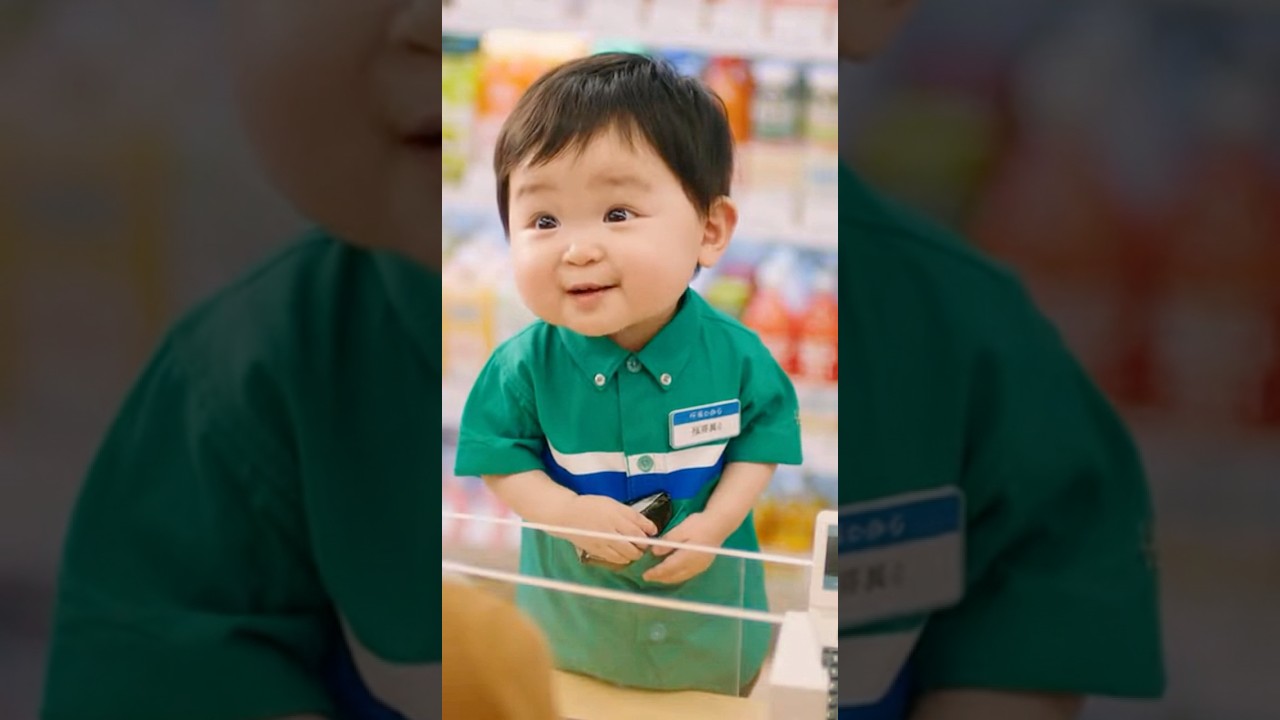 『おにぎりをポケットで温めますね❤️‍🔥』#赤ちゃん #あかちゃん #赤ちゃんのいる生活 #あかちゃんのいる生活 #コンビニ #aibaby #おにぎり