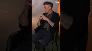 ALEJANDRO SANZ habla de la ESTÉTICA de su nuevo videoclip, PALMERAS EN EL JARDÍN | Cadena Dial